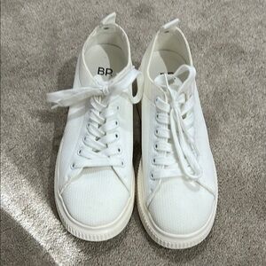 BP Classic White Lace-Up Sneakers